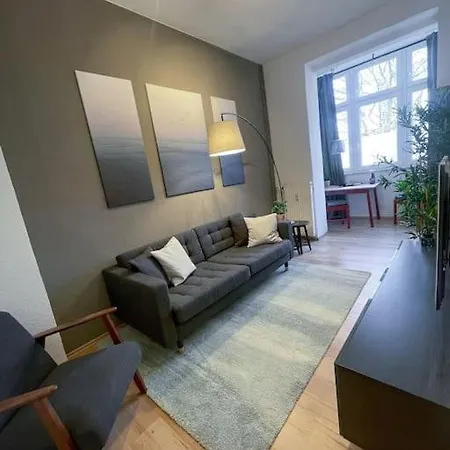 Modern Cozy Apt. -with 2 Tv, Netflix And Work Desk Essen